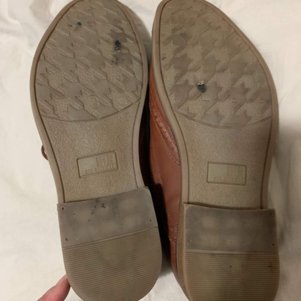 Ben Sherman Brown Oxfords with Wingtip Design and Broguing - Picture 4 of 4